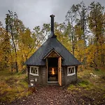 Foxfires Private Boutique 3*