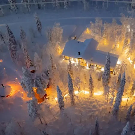 招待所 Foxfires Private Boutique 3*