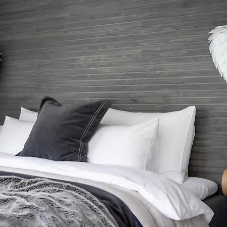 Foxfires Private Boutique 3*