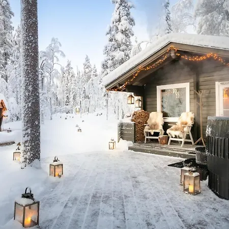 Foxfires Private Boutique Levi