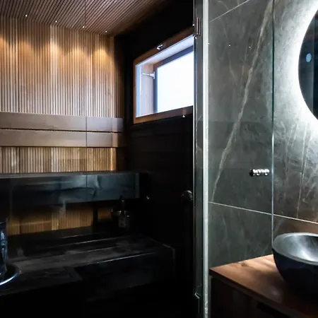 招待所 Foxfires Private Boutique 列维