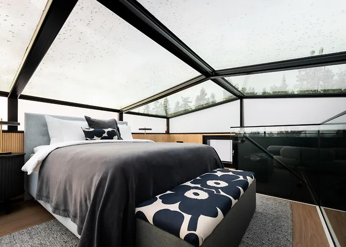 Foxfires Private Boutique 3*